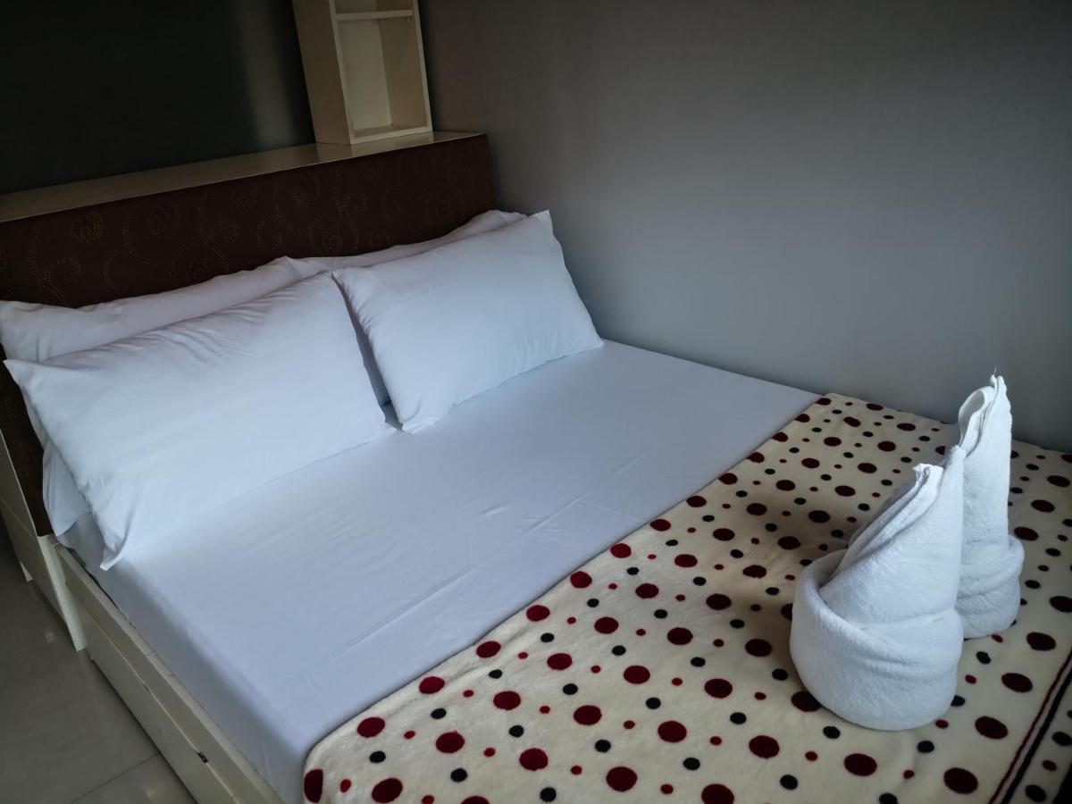 Bliss Staycation At Sea Residences By John Apartment Manila